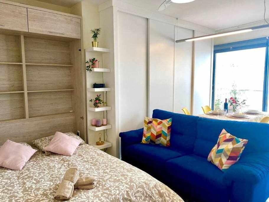 Apartamento Antonio By Solymar Holiday Torre Del Mar Dış mekan fotoğraf